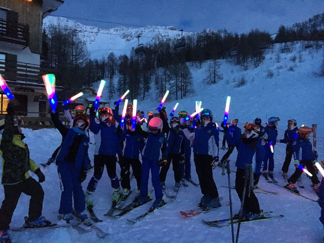 Fiaccolata sulla neve